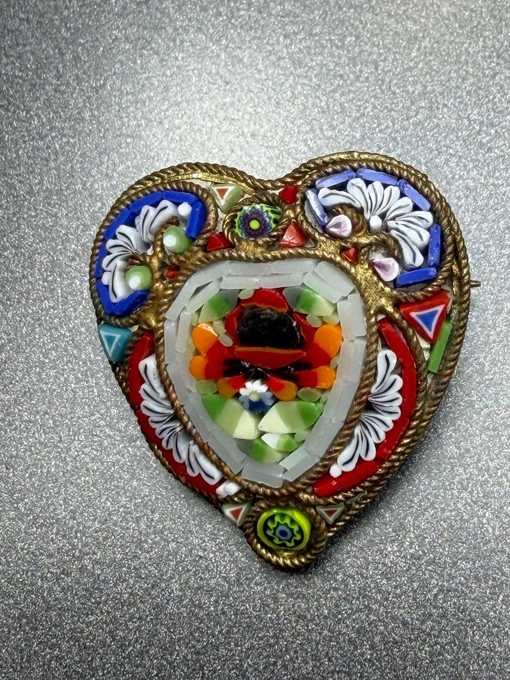 Vintage Floral Micro-Mosaic Heart Brooch #mo160